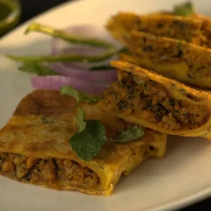 Chicken Deep Fry Baida Roti