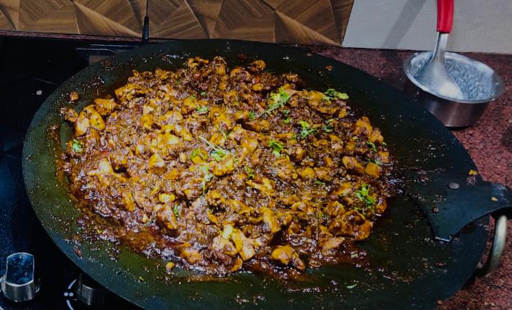 Chicken Tawa Bhuna (Boti) Boneless