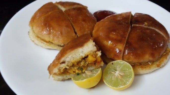 Chicken Naan Chaap Sandwich